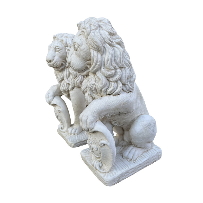 Lion Ecu gauche en pierre reconstituée - L. 25xH.
