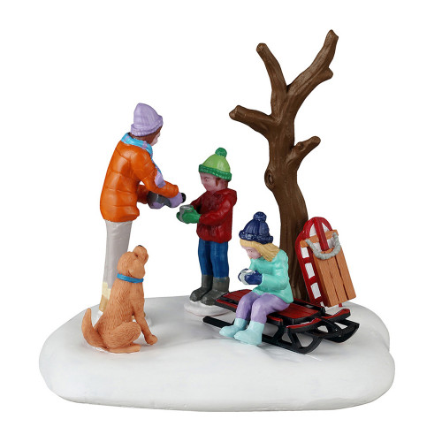 Figurine en résine, temps pour un chocolat chaud -