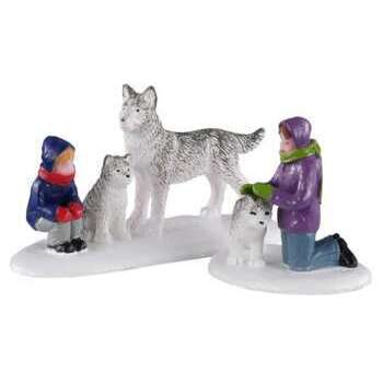 Figurine futurs chiens de traineau H.4,60cm